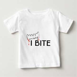 Camiseta Eu mordo (os dentes e o sangue)