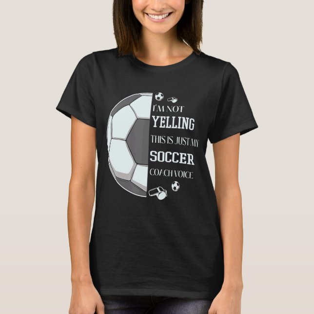 Camiseta Eu não estou gritando que isso é apenas minha voz  (Frente)