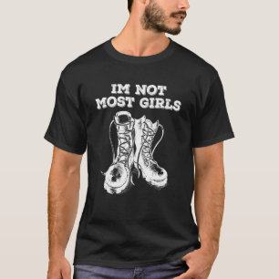 Camiseta Eu Não Sou A Maioria Das Raparigas Soldado Militar