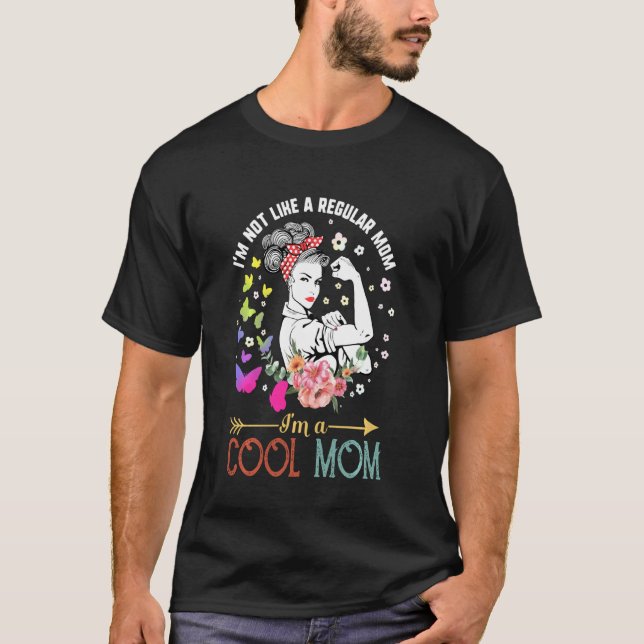 Camiseta Eu não sou como uma mãe normal, eu sou uma mãe leg (Frente)