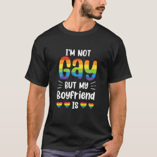 Camiseta Eu não sou Gay, mas meu Namorado é um Casal engraç