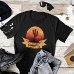 Camiseta Eu Não Sou Um Hugger Vintage Funny Orange Cactus<br><div class="desc">Você odeia abraços? Mesmo de pessoas perto de você? Conhece alguém próximo que não gosta de ser tocado e o seu aniversário aproxima-se? Você está procurando um presente engraçado para dar a este último? Esta design de camisa foi feita apenas para você! Ele compreende a citação "Eu não sou um...</div>