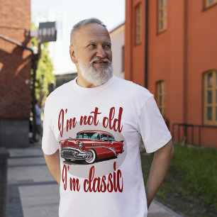 Camiseta Eu não sou velho, sou o aniversário do carro verme