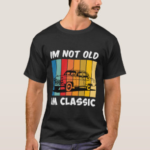 Camiseta Eu não sou velho, sou um clássico de carro engraça