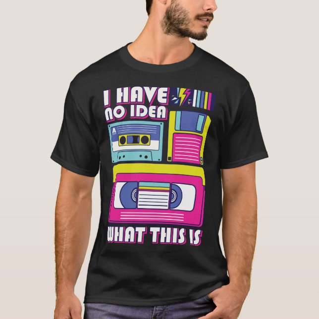 Camiseta Eu não tenho ideia do que é o Theme Outfit dos ano (Frente)