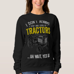 Camiseta Eu nem sempre paro de olhar para os tratores dizen