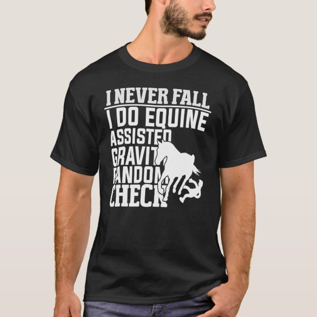 Camiseta Eu Nunca Caio, Eu Faço Gravi Aleatório Com Equinos (Frente)