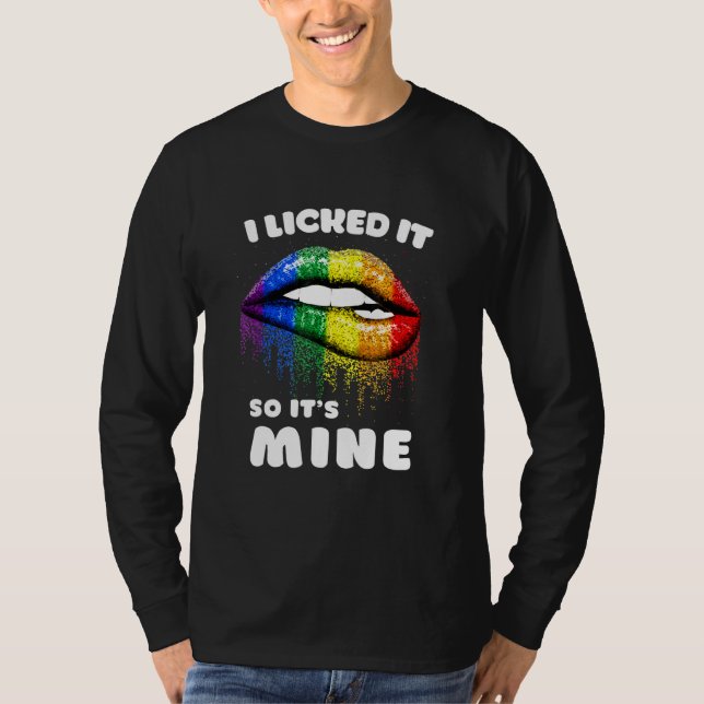 Camiseta Eu O Licenciei E O Meu - Lábios Lgbt Rainbow - Gay (Frente)