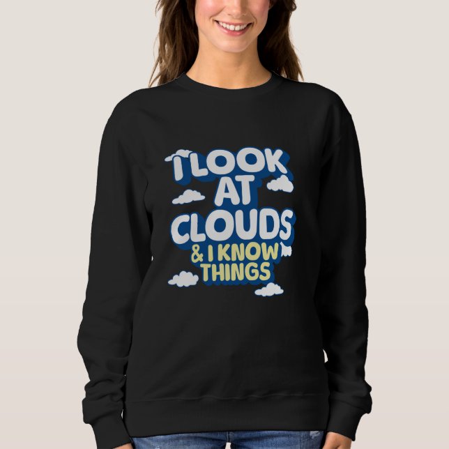 Camiseta Eu Observo Nuvens, Gráfico de Observador do Tempo  (Frente)