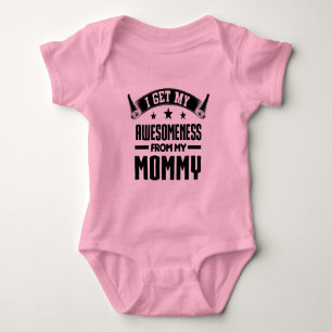 Camiseta Eu obtenho meu Awesomeness de minhas mamães