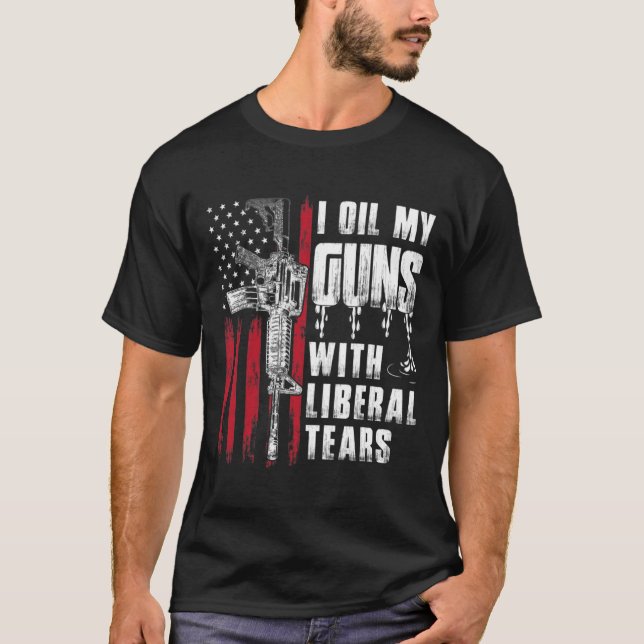 Camiseta Eu Oculto Minhas Armas Com Lágrimas Liberais Bande (Frente)