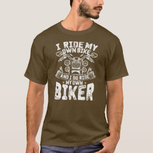 Camiseta Eu Passo A Minha Própria Bicicleta E Eu Passo Pelo