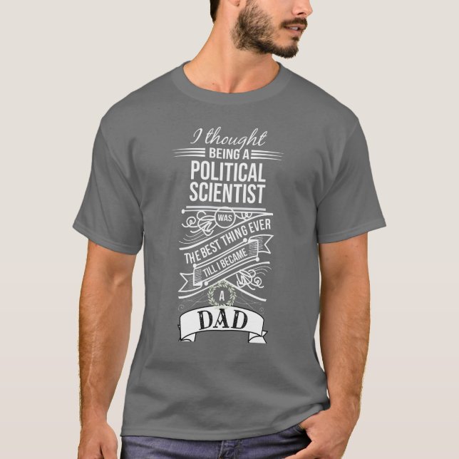 Camiseta Eu pensei ser um cientista político (Frente)