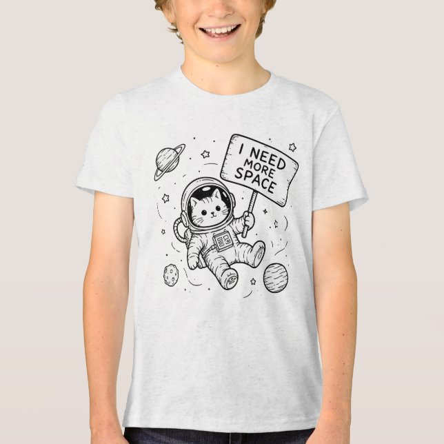 Camiseta Eu Preciso de Mais Espaço Gato Astronauta Engraçad (Frente)