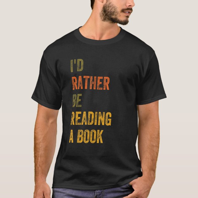 Camiseta Eu Preferencialmente Lendo Um Livro (Frente)