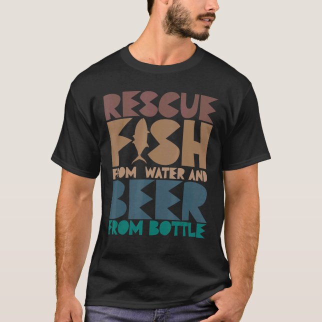 Camiseta Eu Resgate Peixes De Água E Cerveja De Garrafas (Frente)