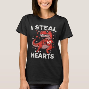 Camiseta Eu Roubo 67 Corações Dia dos Namorados 67 Meme 6 7