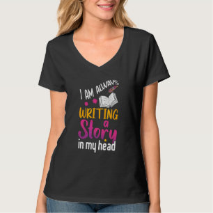 Camiseta Eu Sempre Escrevendo Uma História Na Minha Cabeça
