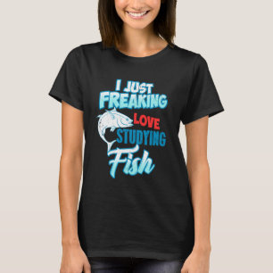 Camiseta Eu simplesmente amo estudar peixes nerd marinho di