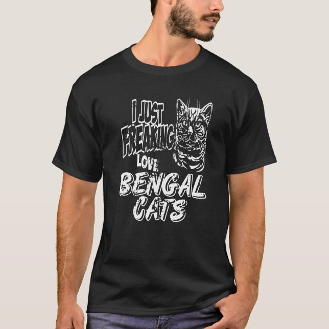 Camiseta Eu Só Apanhei Os Gatos De Bengala Presentes (Frente)