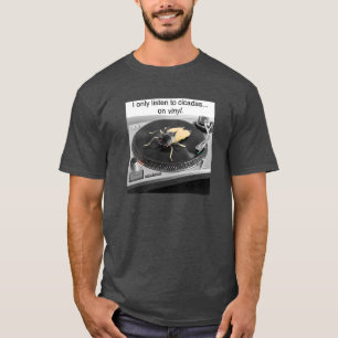 Camiseta Eu só escuto cigarras em vinil