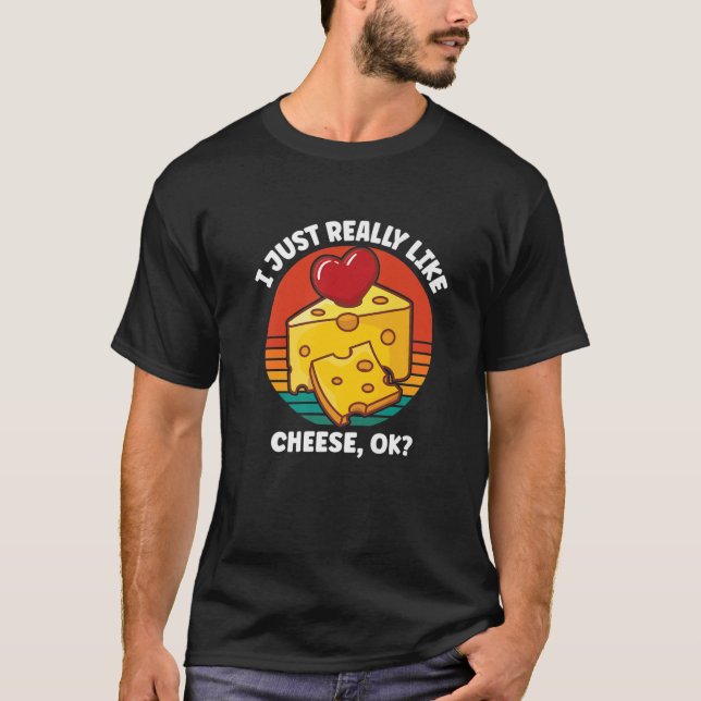 Camiseta Eu Só Gosto Muito De Queijo OK (Frente)