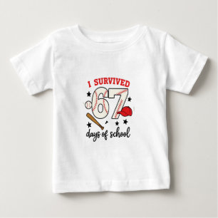 Camiseta Eu Sobrevivi 67 Dias de Esporte de Beisebol Escola