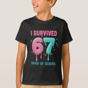 Camiseta Eu Sobrevivi a 67 Dias De Escola Engraçado 67 Prof