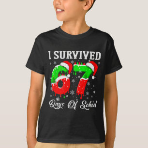 Camiseta Eu Sobrevivi a 67 Dias de Escola Natal Divertido