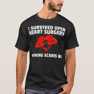 Camiseta Eu Sobrevivi a Cirurgia de Coração Aberta.