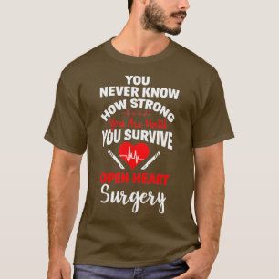 Camiseta Eu Sobrevivi a Cirurgia de Coração Aberta Ignora