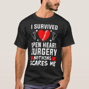 Camiseta Eu Sobrevivi a Cirurgia de Coração Aberta Nada Me 