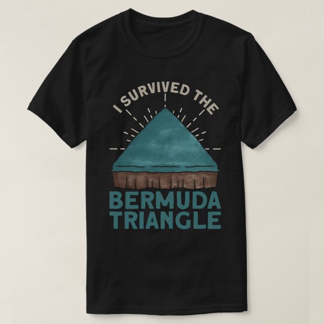 Camiseta Eu Sobrevivi Ao Triângulo Bermudas Triângulo (Frente do Design)