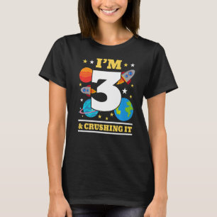 Camiseta Eu sou 3 Futuro Cientista Feliz Celebrante de Aniv
