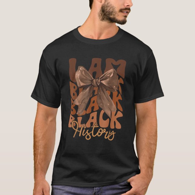 Camiseta Eu sou a História Negra Mês Arco Coquette afro Ame (Frente)