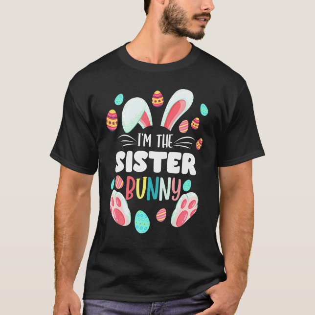 Camiseta Eu sou a Irmã Coelhinha da Páscoa Familiar (Frente)