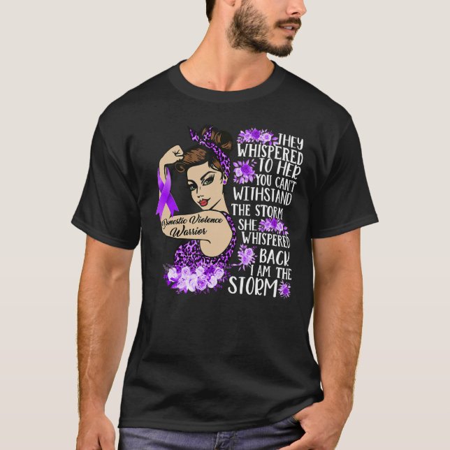 Camiseta Eu sou a Tempestade Violência Doméstica Roxa (Frente)