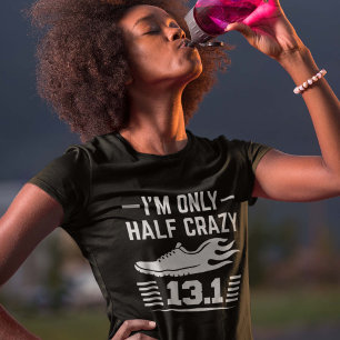 Camiseta Eu sou apenas metade louca