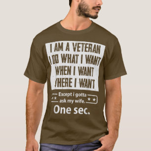 Camiseta Eu Sou Esposa de Família de Veterano Marido Casame