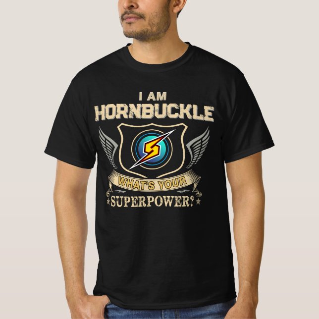 Camiseta Eu Sou HORNBUCKLE Qual é Seu Superpoder (Frente)