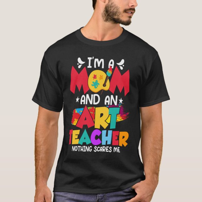 Camiseta Eu sou mãe e professor nada me assusta educado (Frente)
