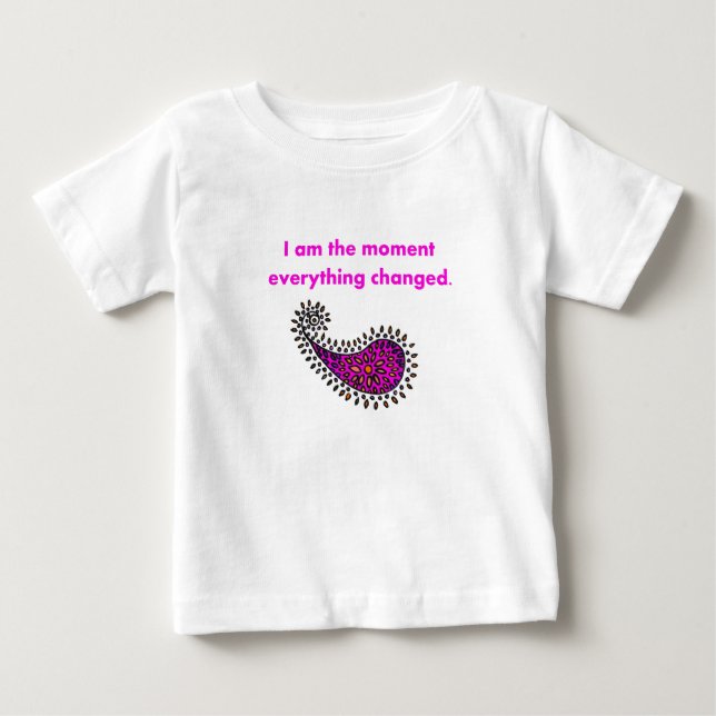 Camiseta Eu Sou O Momento Paisley Rosa (Frente)