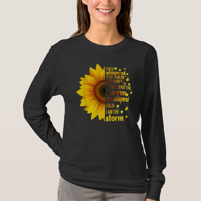 Camiseta Eu Sou Tempestade Que Eles Assaltaram Para Sua Fem (Frente)