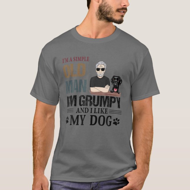 Camiseta Eu sou um simples velho que estou rabugento e gost (Frente)