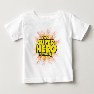 Camiseta Eu sou UM SUPER-HERÓI no treinamento