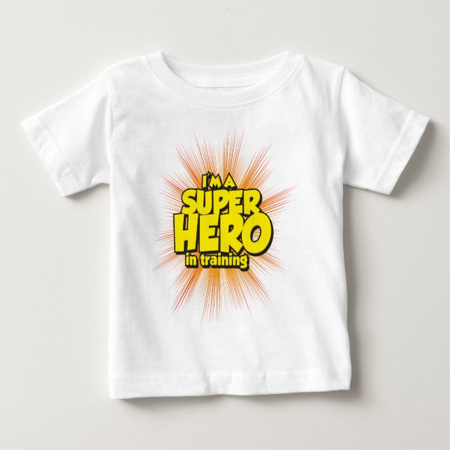 Camiseta Eu sou UM SUPER-HERÓI no treinamento (Frente)