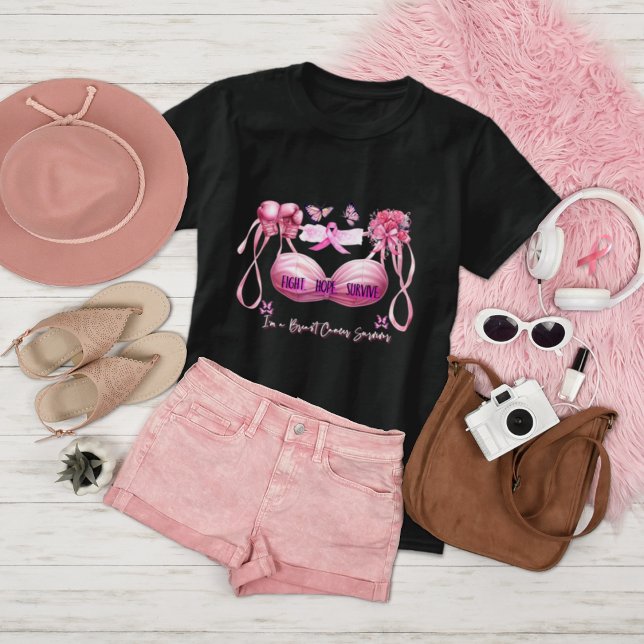 Camiseta Eu sou uma fita rosa de sobrevivência com câncer d (Criador carregado)