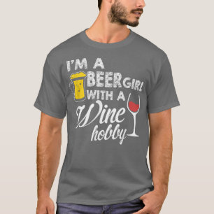 Camiseta Eu sou uma garota de cerveja com um passatempo de 