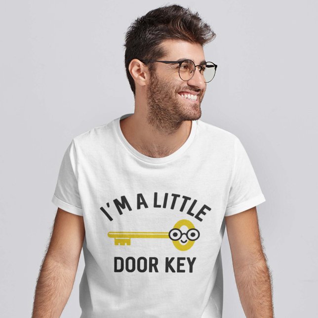Camiseta Eu sou uma pequena chave de porta (Criador carregado)