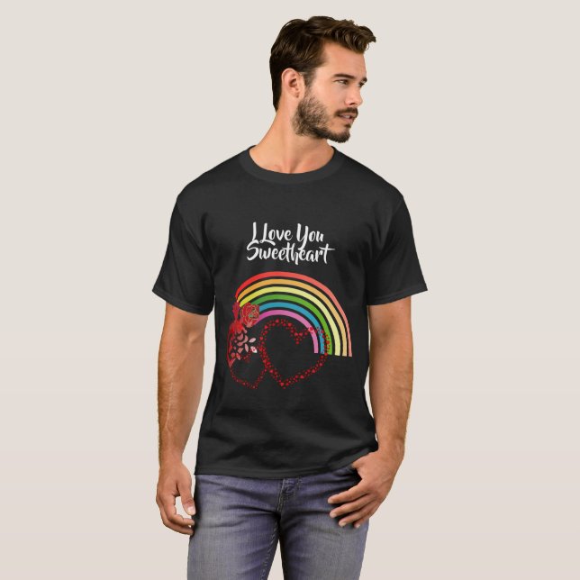 Camiseta Eu Te Amo Dia de os namorados Rosa Rainbow (Frente Completa)